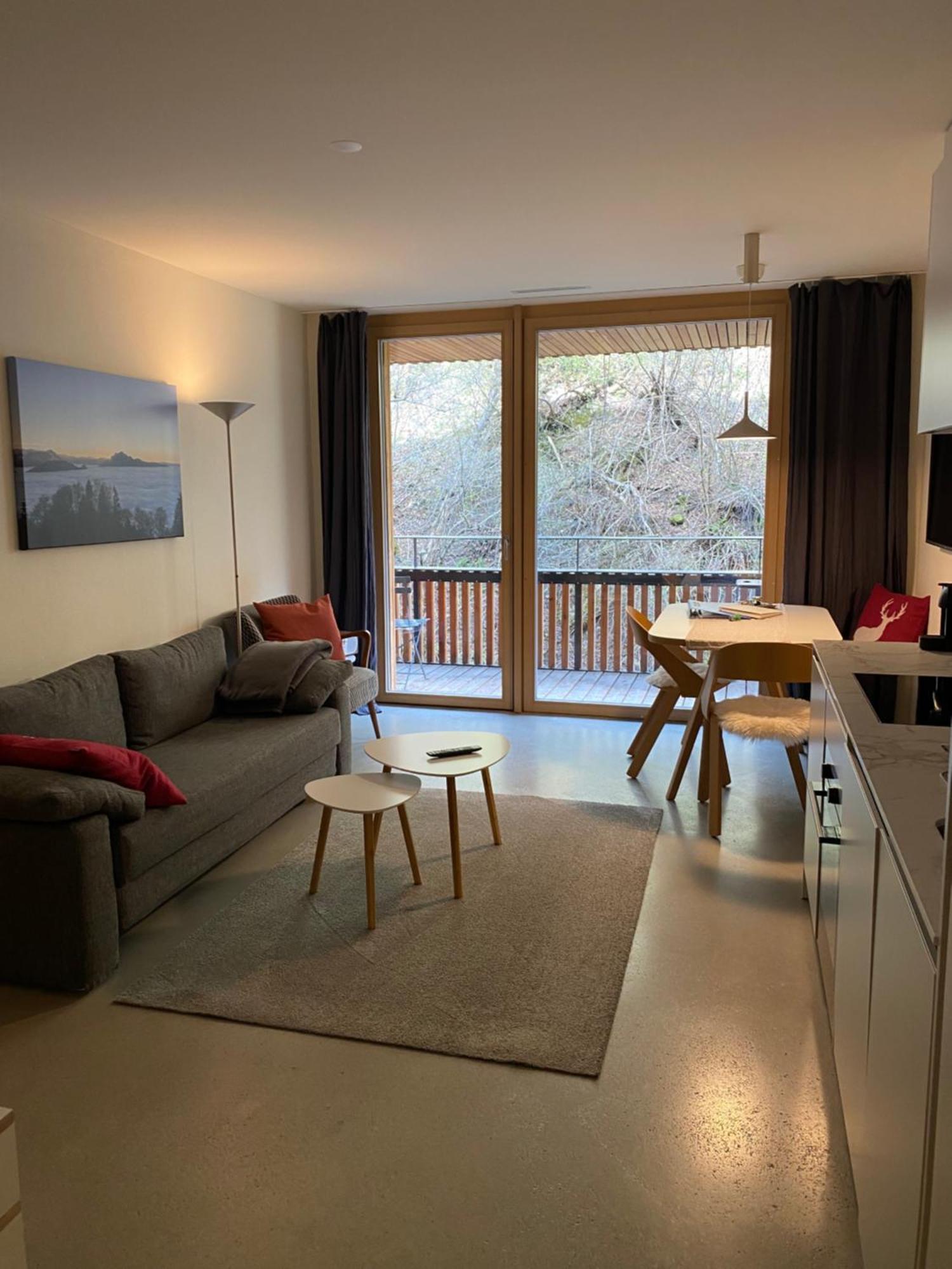 Stilvolle Ferienwohnung Direkt An Der Skipiste Flims Zewnętrze zdjęcie